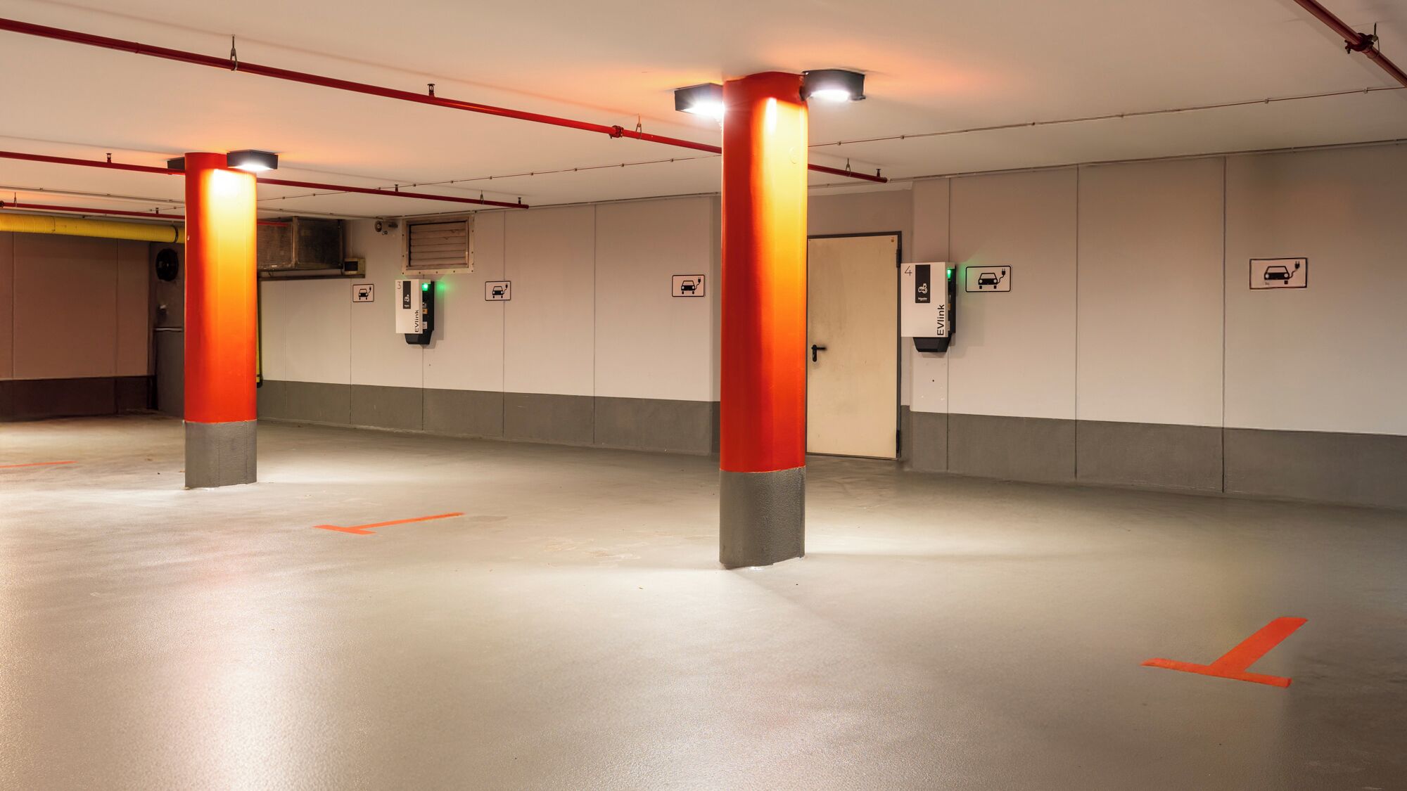 self-parking (surcharge) 20.00 per day