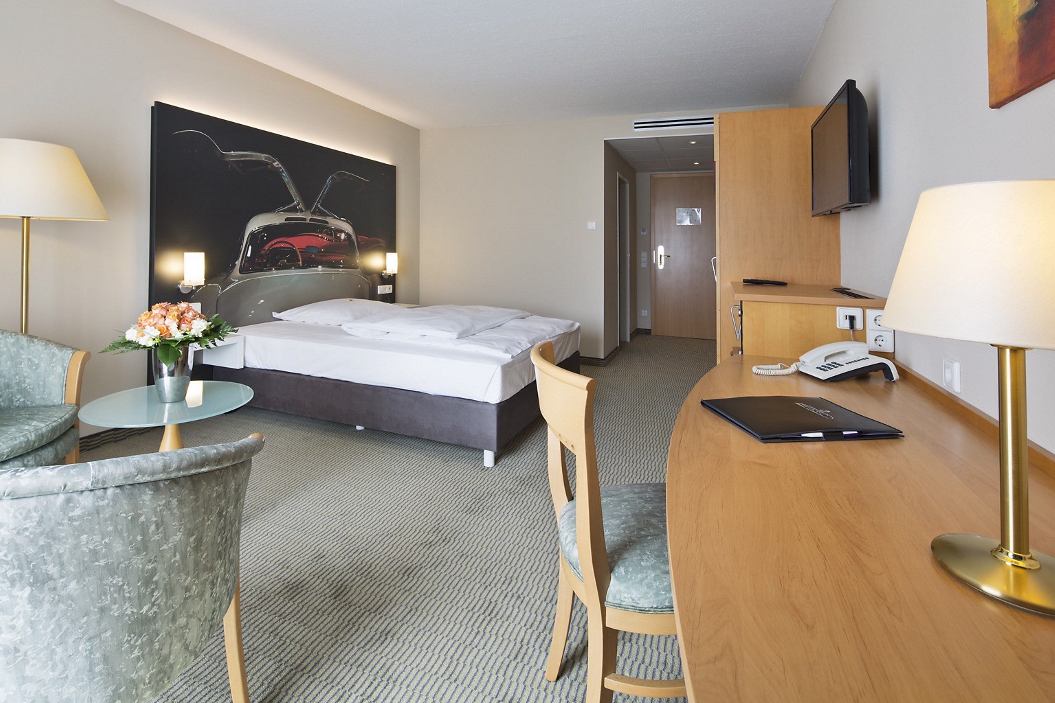 hypo-allergenic bedding, in-room safe, desk, blackout curtains