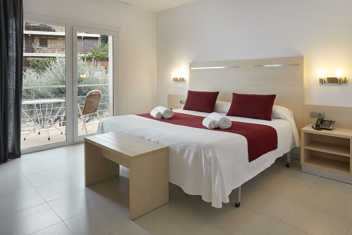 Standard Double or Twin Room, Terrace