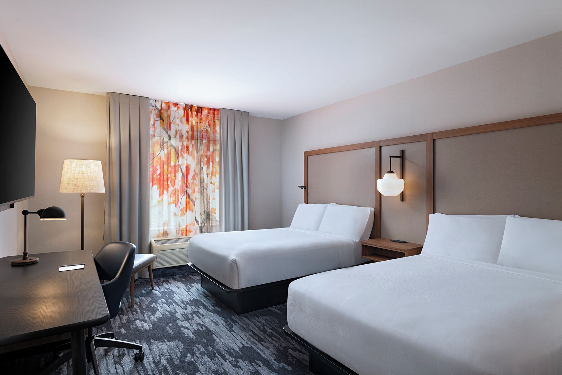 Premium bedding, down comforters, desk, blackout drapes