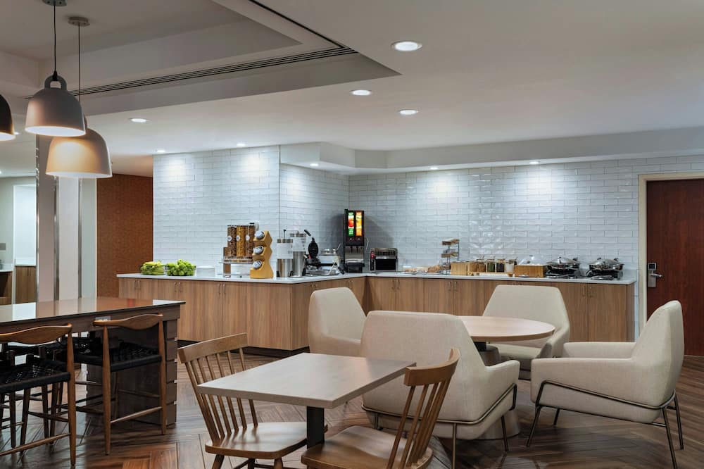 Fairfield Inn by Marriott Medford Long Island