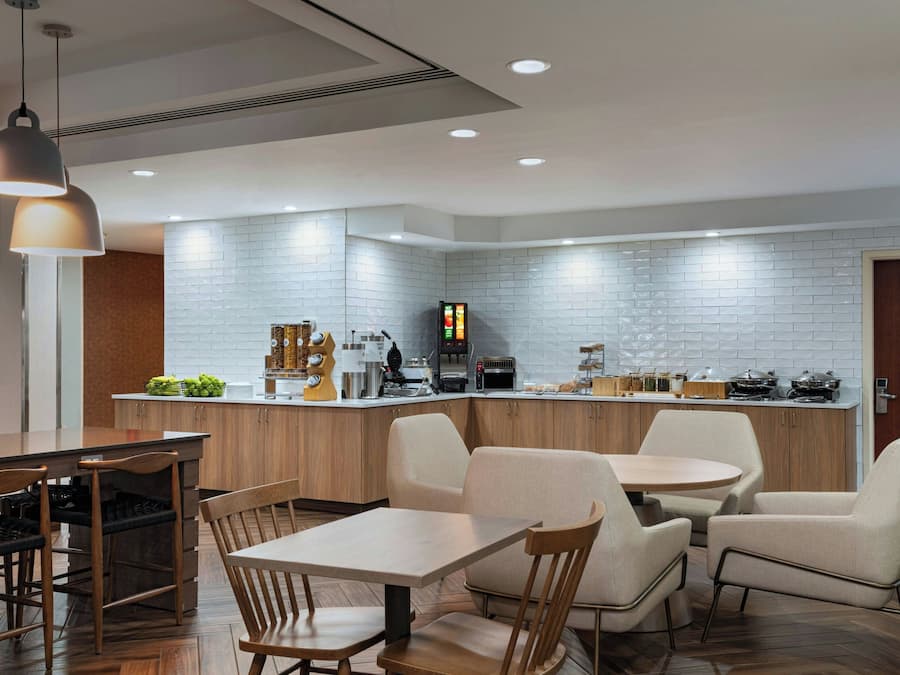 Dagelijks ontbijtbuffet inbegrepen