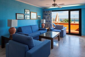 Suite, 1 Bedroom, Jetted Tub, Sea View