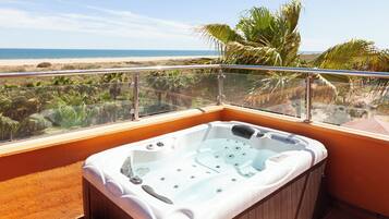 Minibar, in-room safe, free cots/infant beds, free WiFi