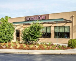 Breakfast, lunch and dinner served