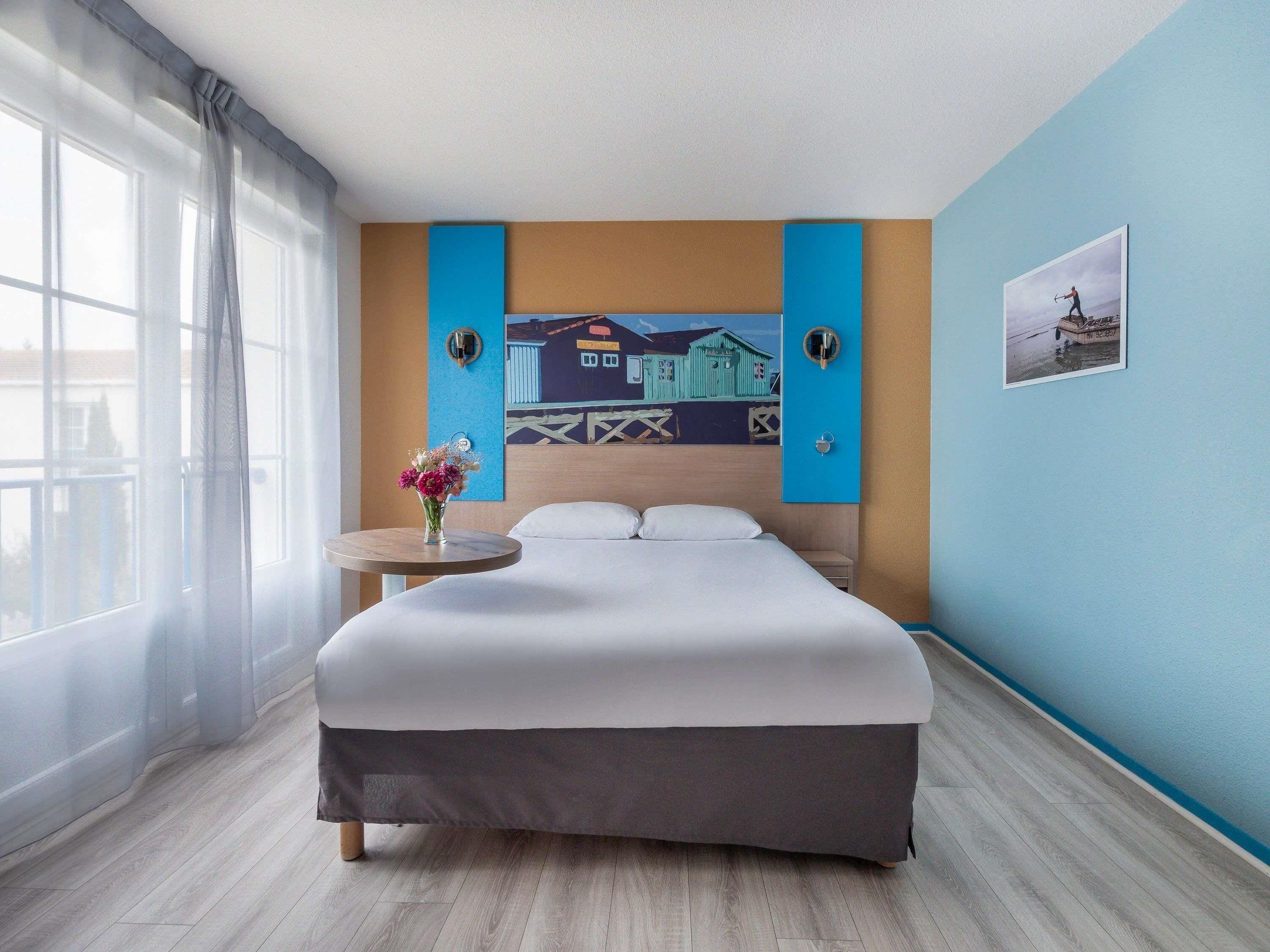 Habitación estándar, 1 cama matrimonial | Ropa de cama de alta calidad, escritorio y insonorización 