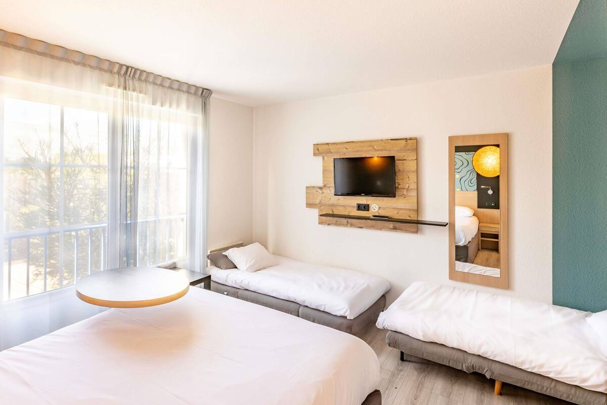 premium bedding, desk, soundproofing, iron/ironing board