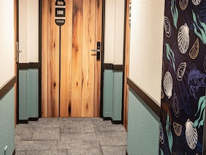 Premium bedding, desk, soundproofing, iron/ironing board - Hôtel ibis Styles Marennes Oleron (Marennes-Hiers-Brouage)