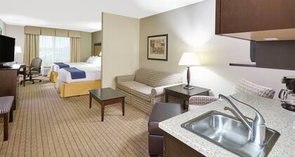 Holiday Inn Express Hotel & Suites Madison-Verona by IHG