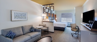 Holiday Inn & Suites McKinney - N Allen by IHG