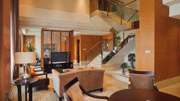 Minibar, in-room safe, desk, laptop workspace