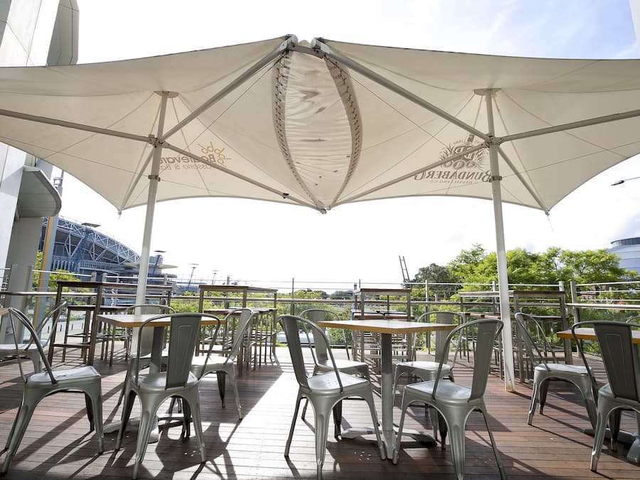 2 restauranter, lunsj og middag serveres, internasjonale retter