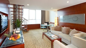 Down comforters, minibar, in-room safe, desk