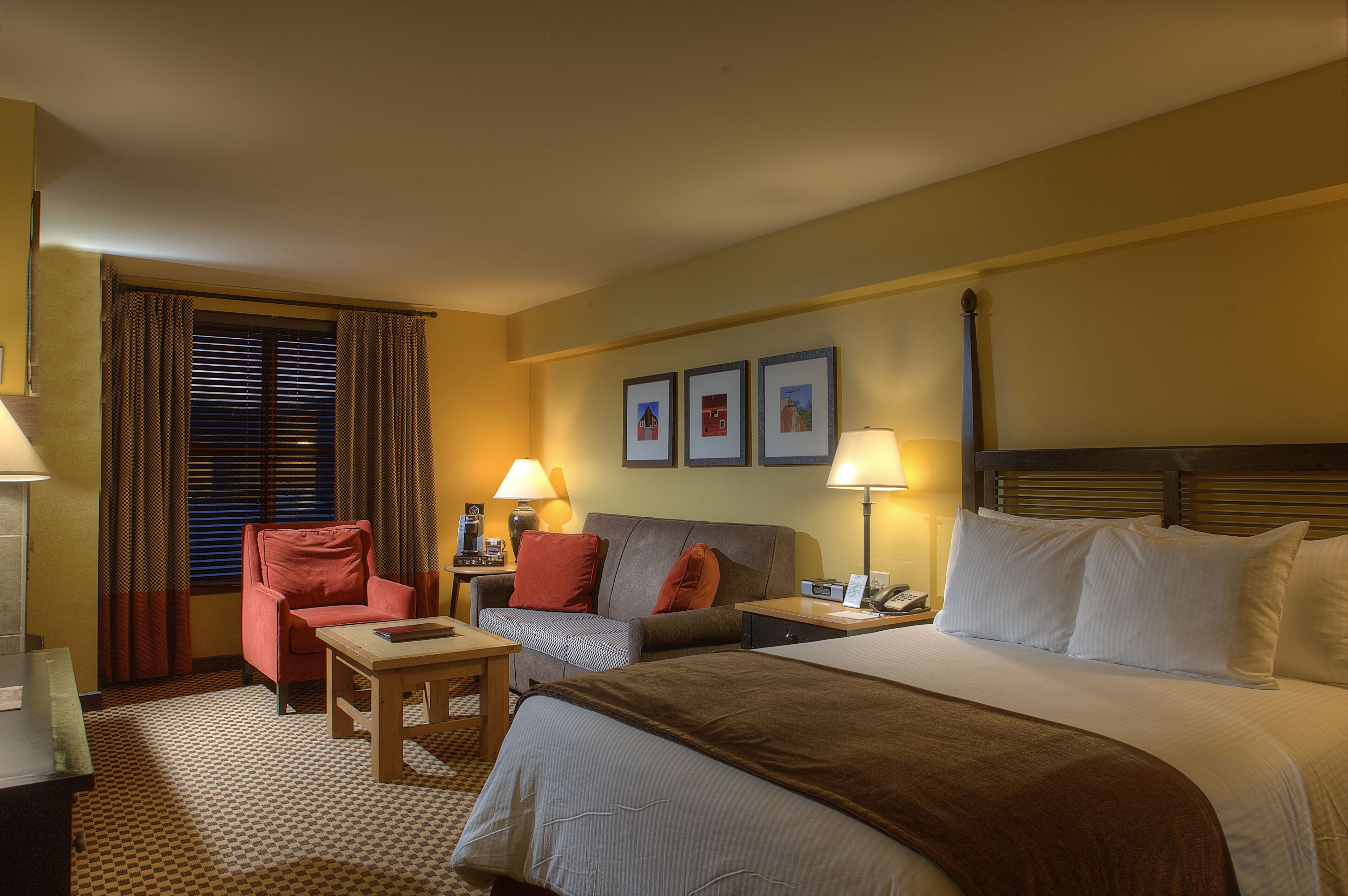 mountain view king suite | 1 bedroom, pillow-top beds, in-room safe, blackout curtains