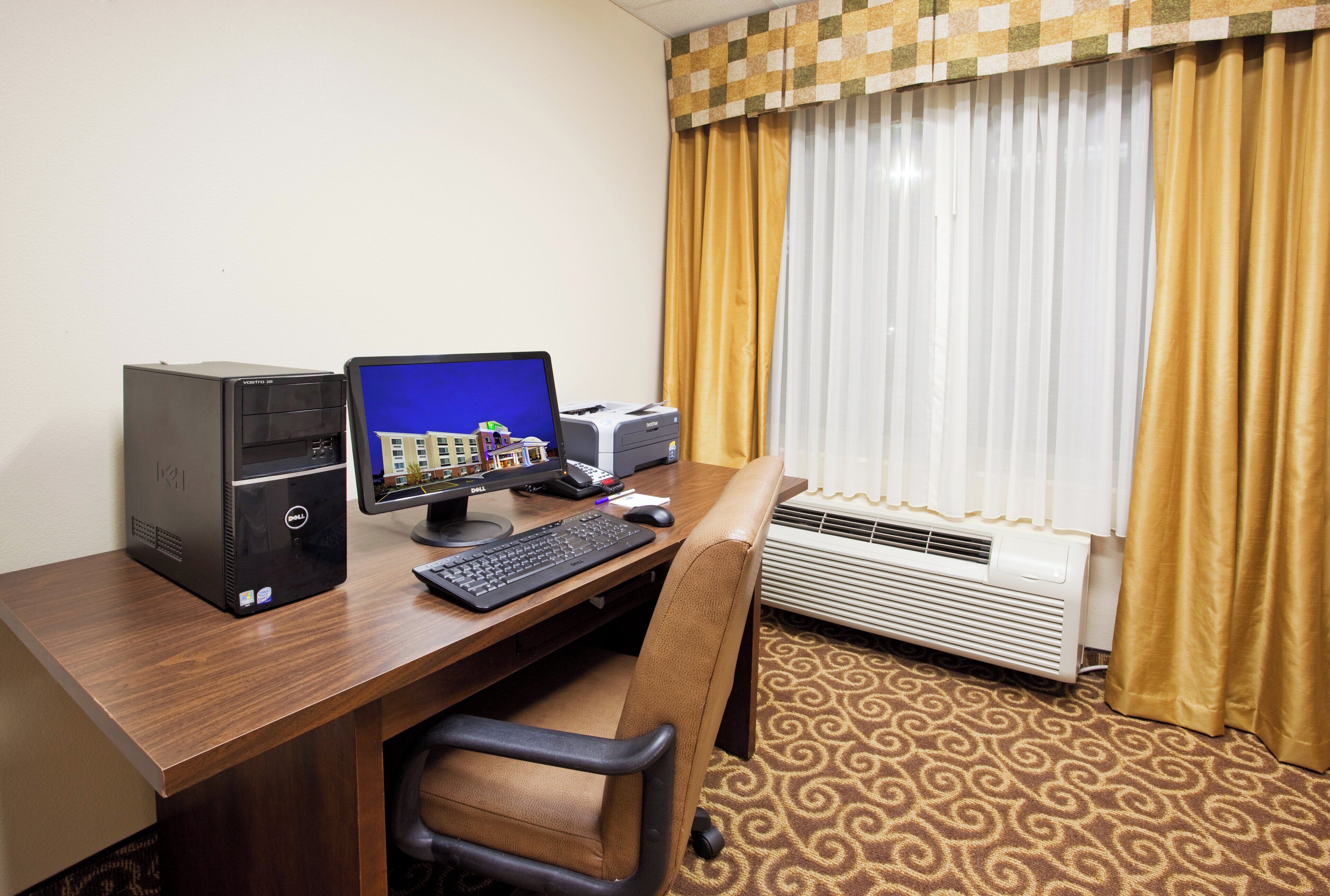 Foto - Holiday Inn Express Hotel & Suites Niagara Falls by IHG