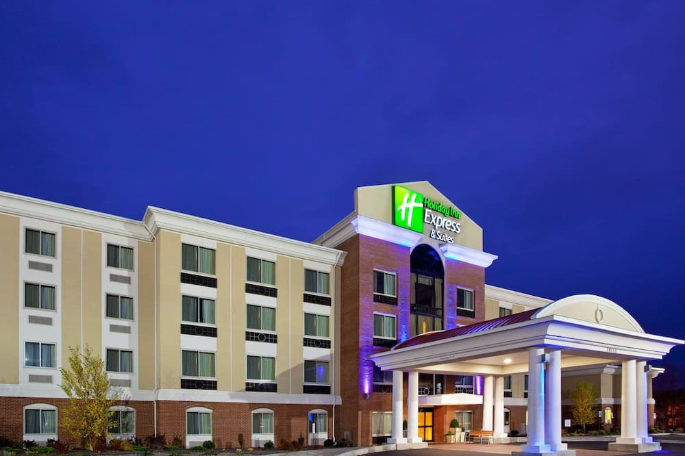 Holiday Inn Express Hotel & Suites Niagara Falls by IHG