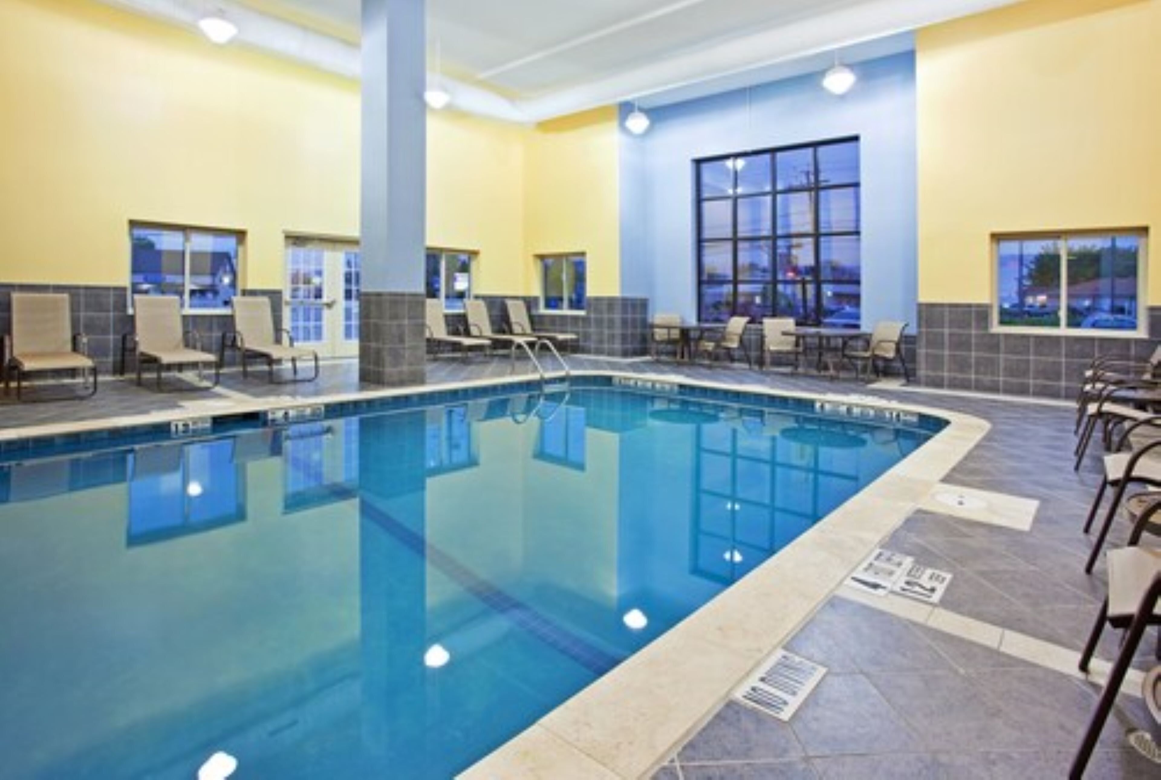 Foto - Holiday Inn Express & Suites Niagara Falls