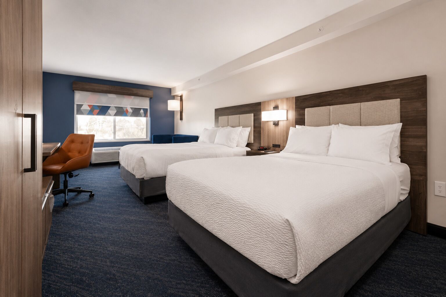 Suite, Multiple Beds | Blackout drapes, iron/ironing board, rollaway beds, free WiFi