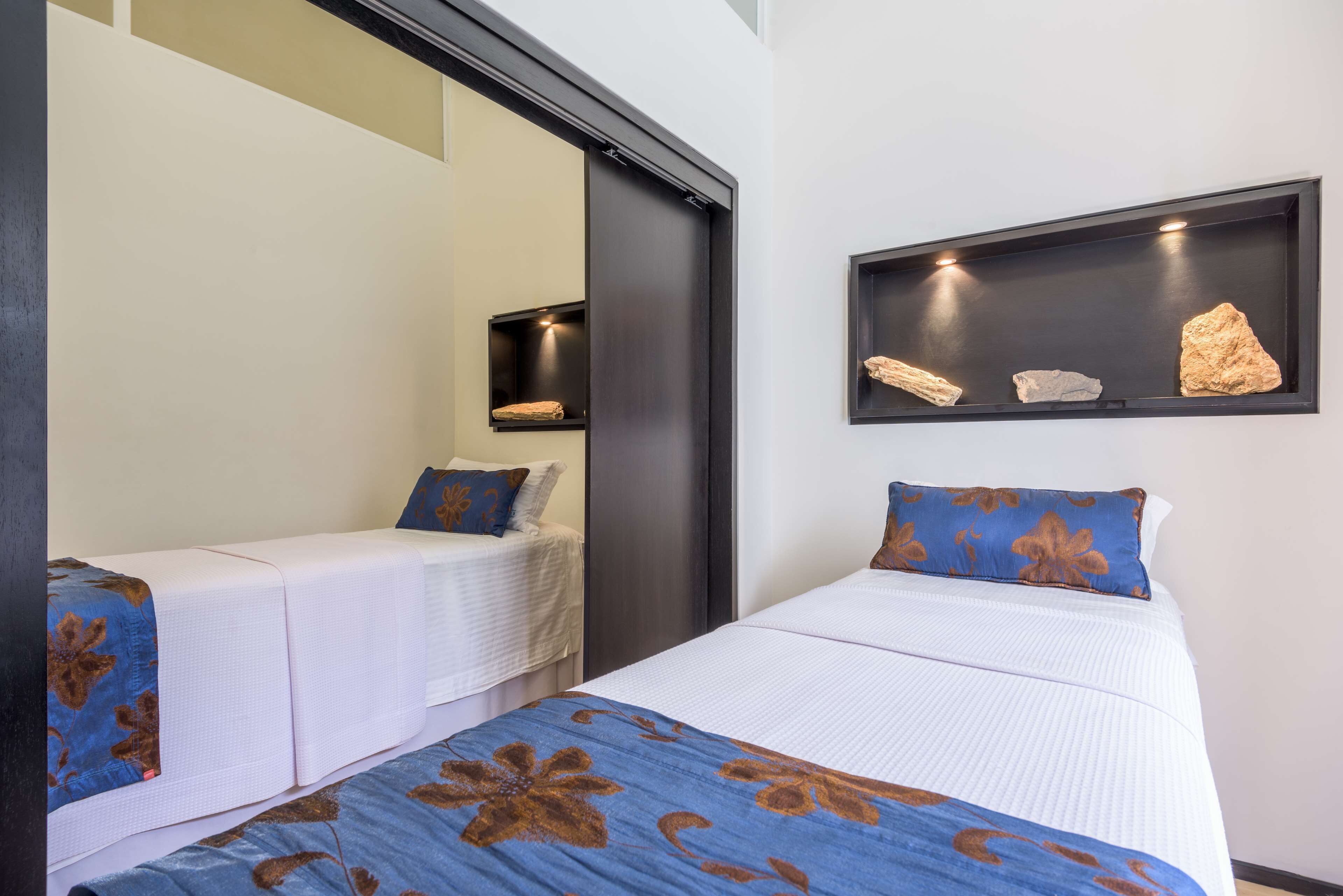 body treatments, aromatherapy, facials, massage/treatment rooms