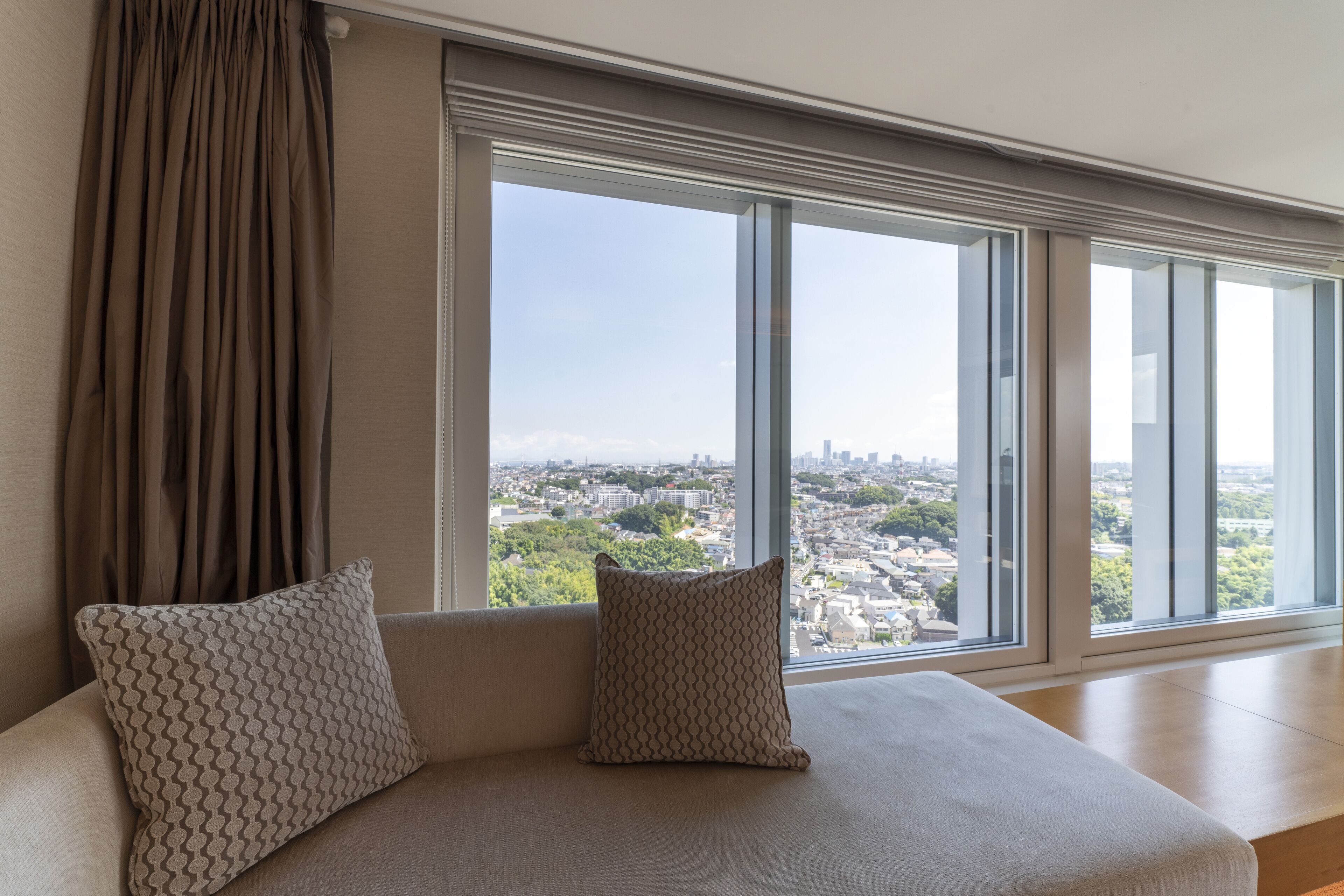 executive twin, non-smoking | down duvets, in-room safe, desk, blackout curtains