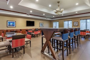 Bao gồm bữa sáng buffet hàng ngày