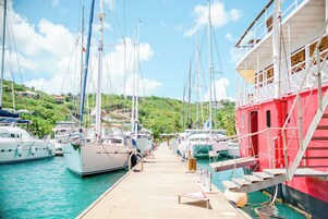 Marina/club náutico