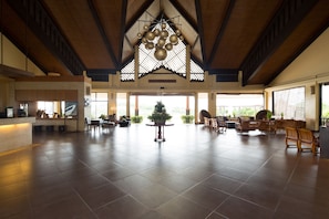 Lobby - Alta Vista De Boracay (Boracay Island)