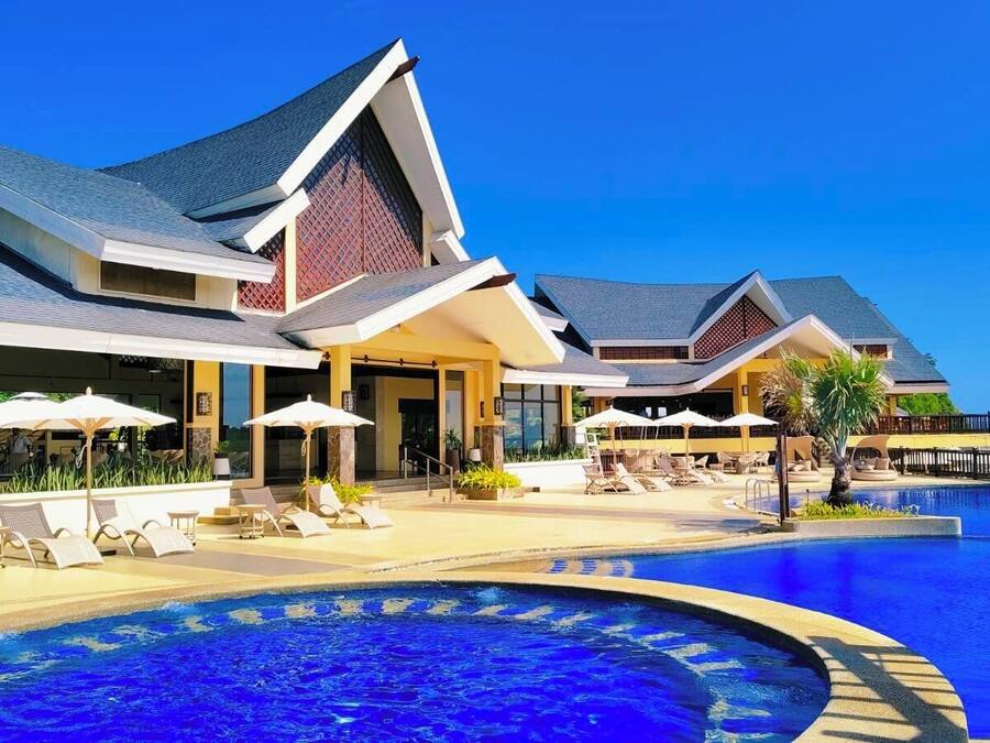 Loft Suite | Living area | Flat-screen TV