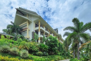 Khuôn viên nơi lưu trú