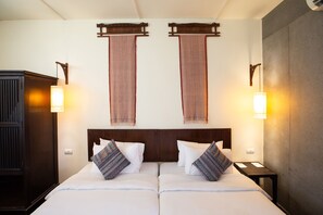Superior Twin kamer, 2 eenpersoonsbedden | 1 slaapkamer, een bureau, geluiddichte muren, gratis wifi