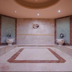Couples treatment room(s), sauna, Turkish bath/hammam, Swedish massages