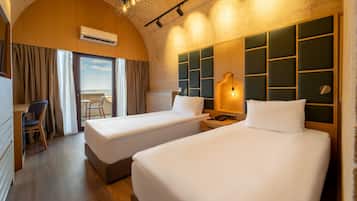Arched Room With Panoramic View and Balcony