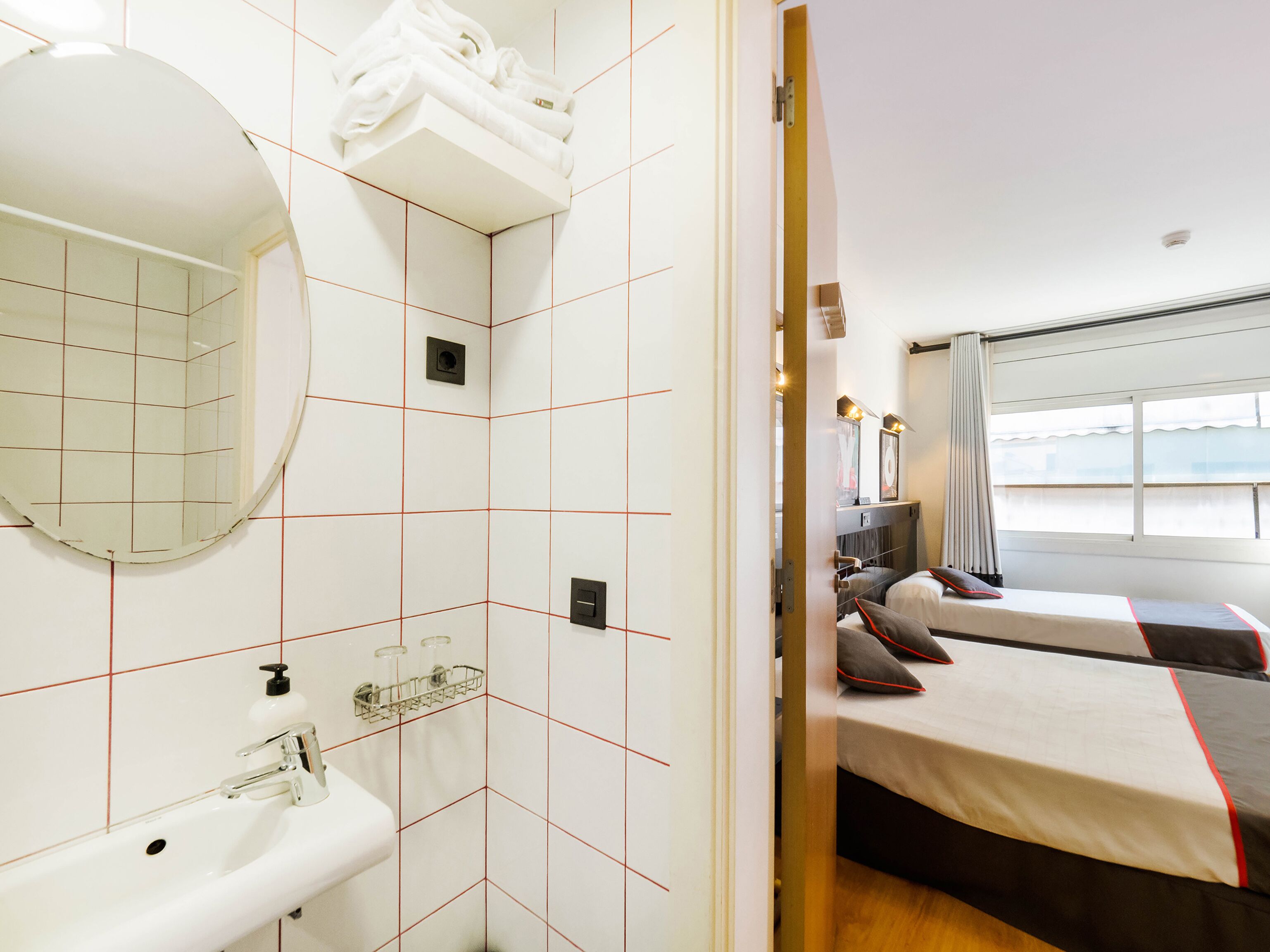 Foto - Hostal Athenas