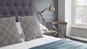 Superior Room | Hypo-allergenic bedding, desk, iron/ironing board, rollaway beds