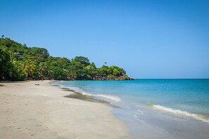 Beach nearby, beach bar