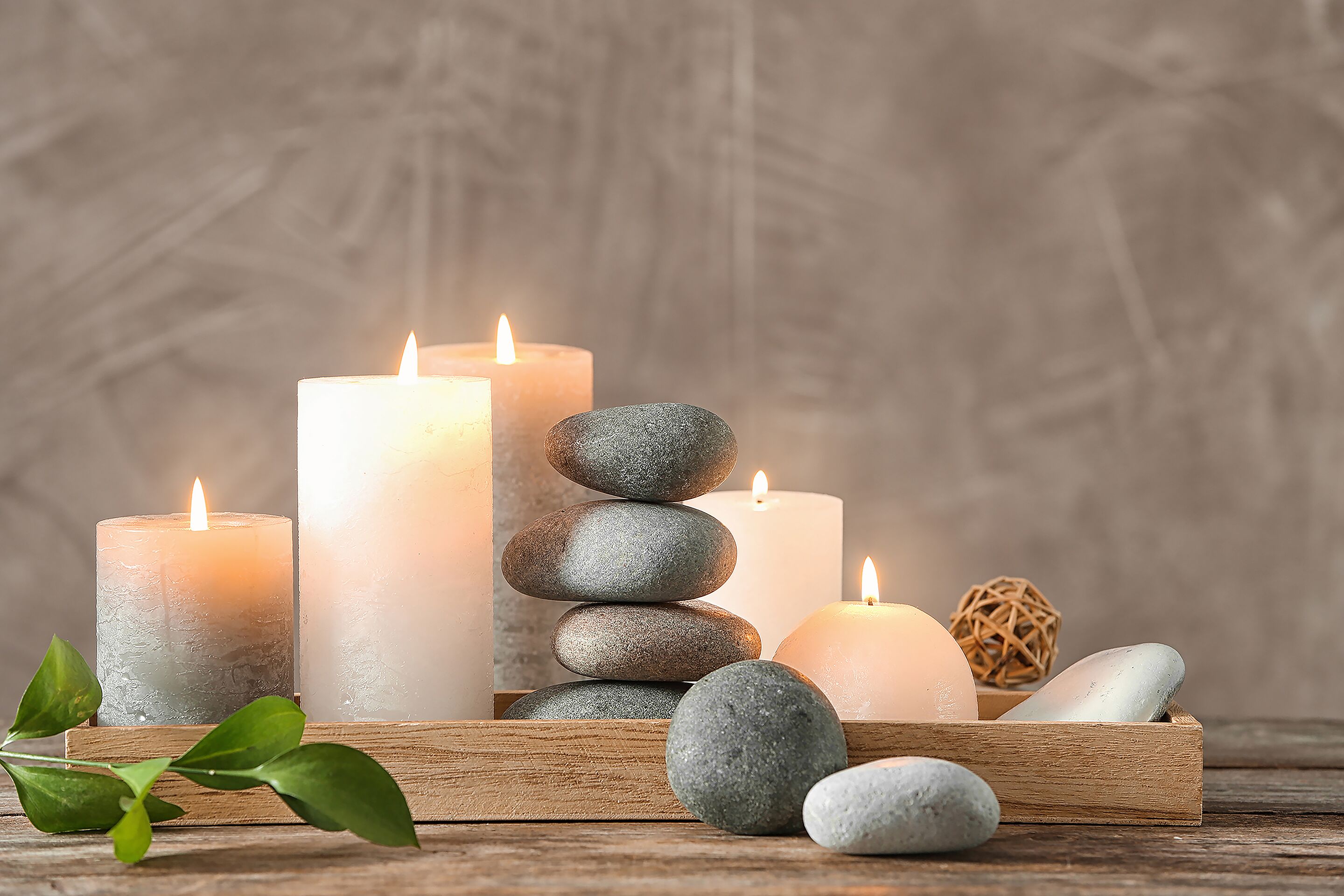 sauna, hot tub, hydrotherapy, aromatherapy, hot stone massages