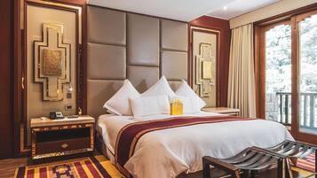 Hypo-allergenic bedding, down duvets, minibar, in-room safe