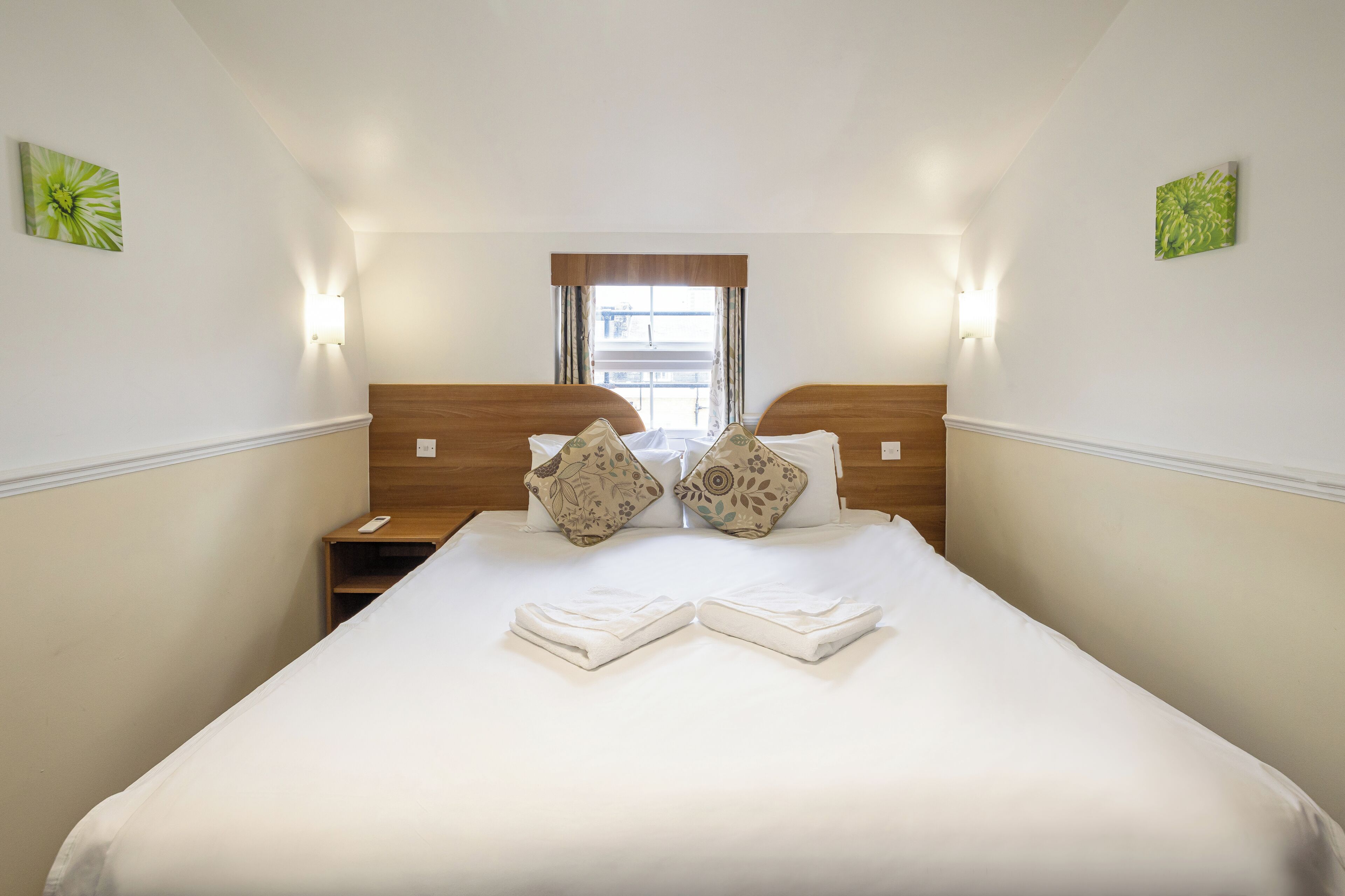 Photo - Linden House Hotel