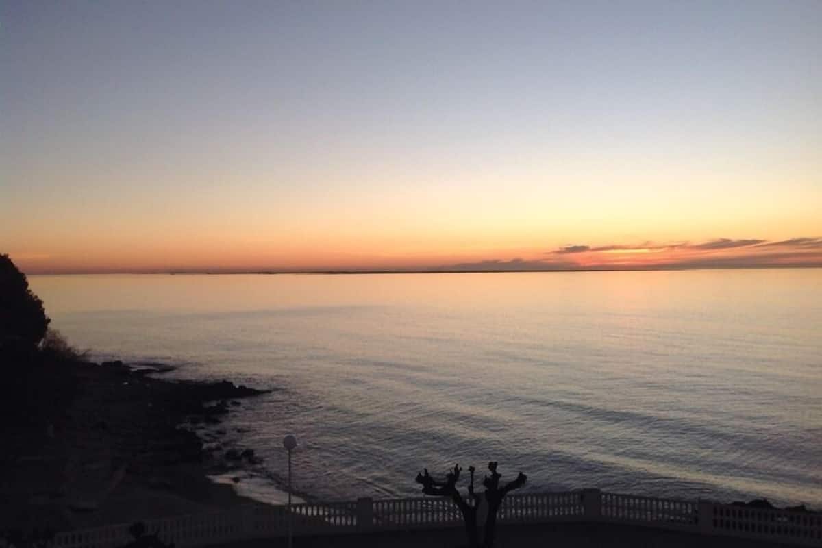 Beach/ocean view