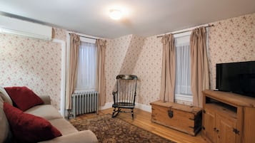 标准公寓, 独立浴室 (HoneyBunny Suite-301) | 免费 WiFi、床单