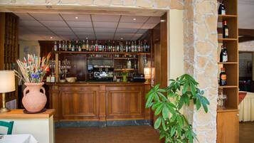 Bar (in der Unterkunft)