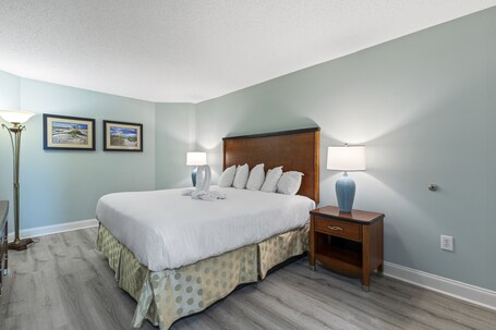 Sandy Beach Oceanfront Resort - Image 113