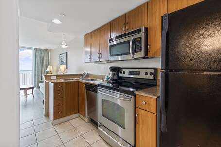 Sandy Beach Oceanfront Resort - Image 47