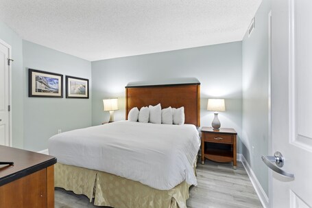 Sandy Beach Oceanfront Resort - Image 79