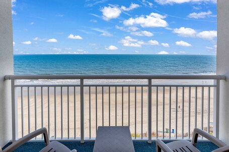 Sandy Beach Oceanfront Resort - Image 27