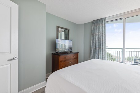 Sandy Beach Oceanfront Resort - Image 116