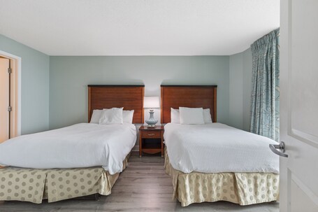 Sandy Beach Oceanfront Resort - Image 109