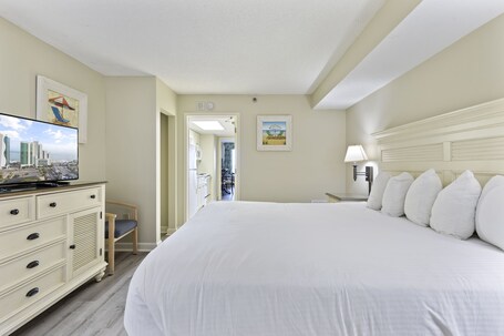 Sandy Beach Oceanfront Resort - Image 24