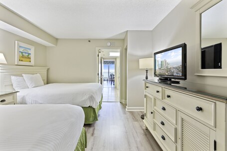 Sandy Beach Oceanfront Resort - Image 22