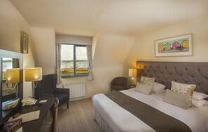 標準雙人房, 1 間臥室 | 房內夾萬、書桌、免費 Wi-Fi、床單